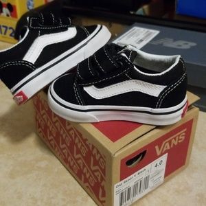 Van's toddler shoes